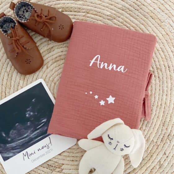 protege carnet sante bebe double gaze terracotta personnalisable