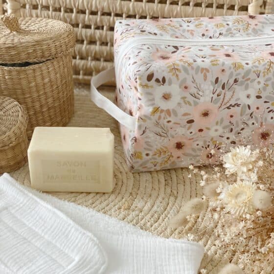 trousse toilette vanity impermeable eglantine liberty personnalisable
