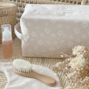 trousse vanity impermable fille bebe cadeau personnalisee daisy