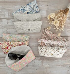 etui lunettes chouchous porte cle pochette impermeable