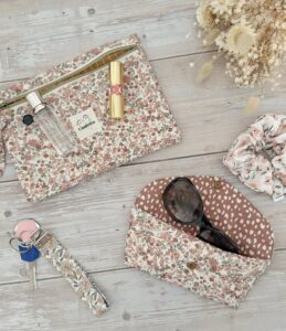 etui lunettes chouchous porte cle pochette impermeable