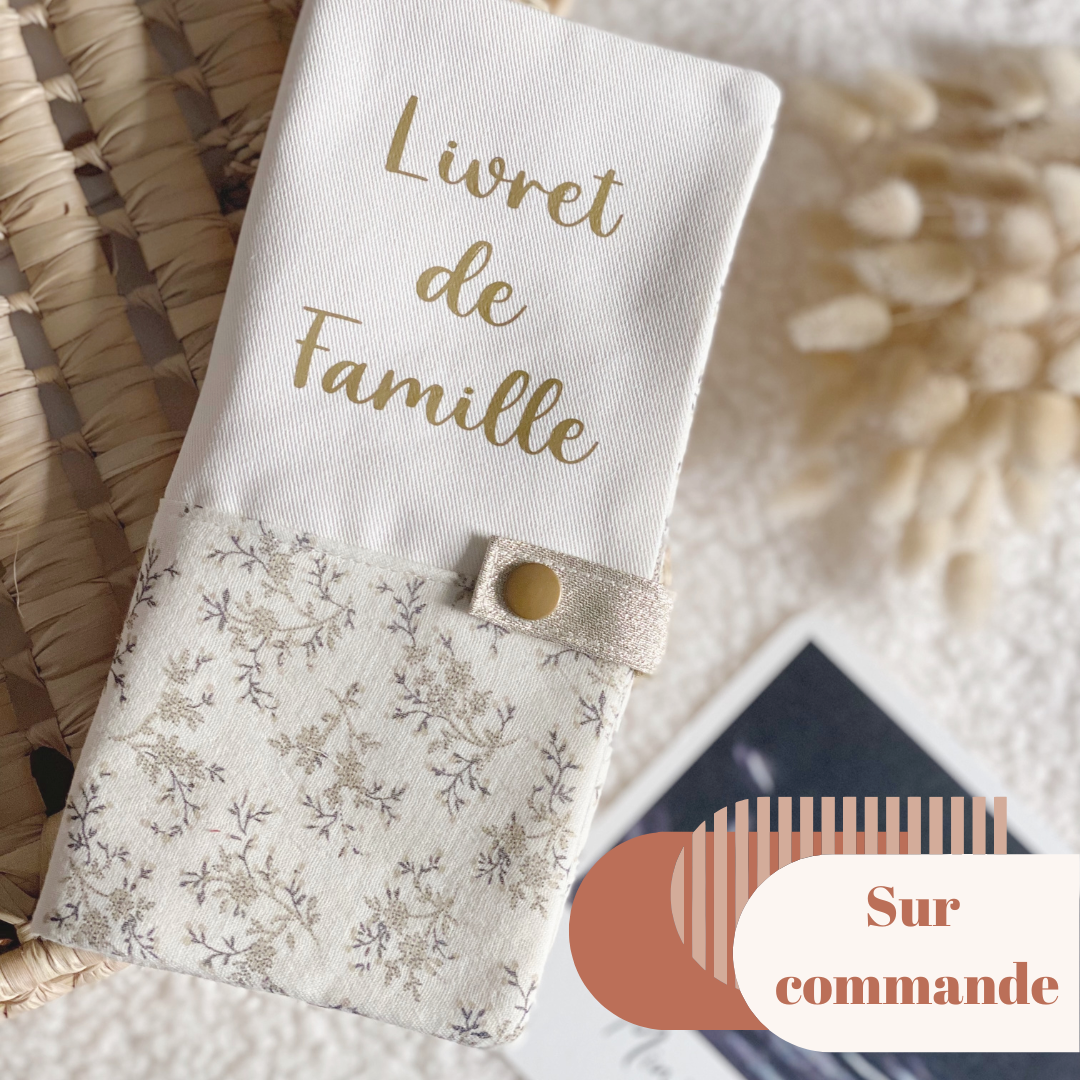protege livret de famille personnalise caceau mariage naisssance